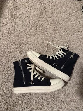 Black and White Zip Up High-Top Footwear